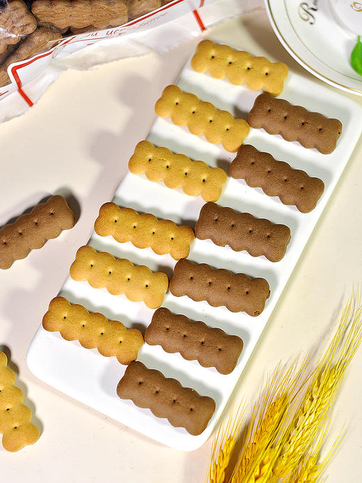 【中欧班列精选】俄罗斯苏打饼干原装进口韦特力牌老式苏打饼干不甜代餐饱腹低糖多口味怀旧休闲零食300g/袋 商品图2