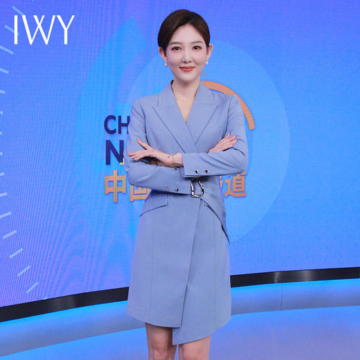 IWY/职业装灰蓝色西装连衣裙女显瘦声乐艺考播音主持人正装演讲礼服女Q12308-L 商品图2