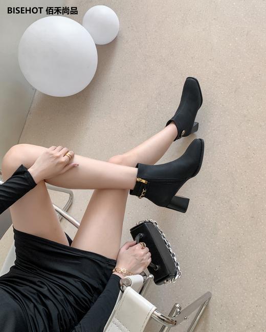 新品粗跟百搭舒适薄绒矮靴909B25554 商品图1