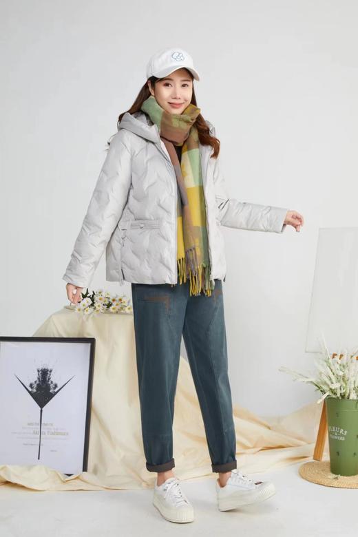 2F诗言志羽绒服Y62601 商品图0