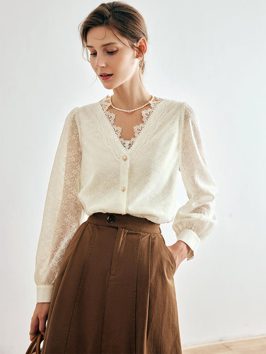 OLrain欧芮儿法式米白色雪纺蕾丝衫女秋季2022年新款v领甜美小衫 商品图3