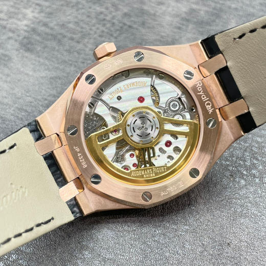 新品 爱彼皇家橡树15500——乃目前市面钢表的巅峰之作，—— 实力演绎 卫冕“钢”王！【6大精妙之处！！！ 商品图14