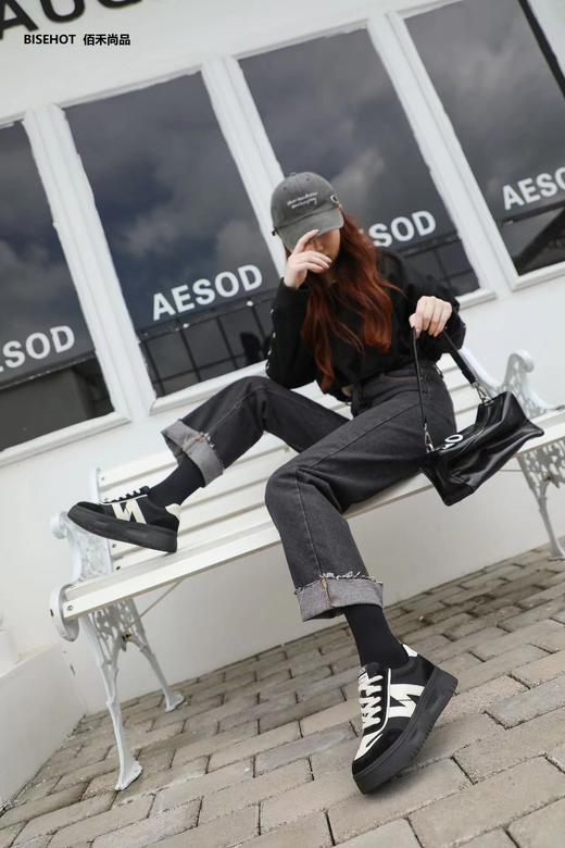 新品薄绒运动休闲百搭舒适板鞋997B25562 商品图4