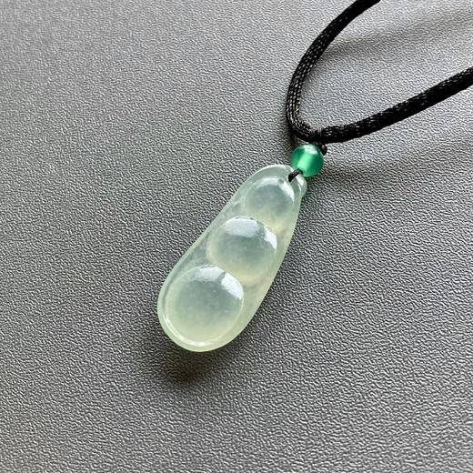 冰种飘花厚庄翡翠福豆 商品图5