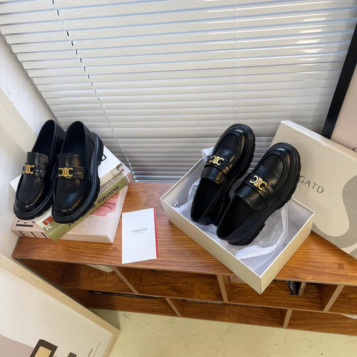 金扣乐福鞋 超纤皮+牛皮 柔软耐磨更透气 商品图6