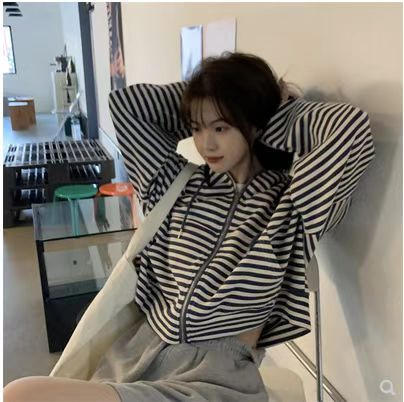 秋装薄款连帽拉链卫衣女宽松显瘦条纹长袖外套运动上衣韩国女装 商品图3