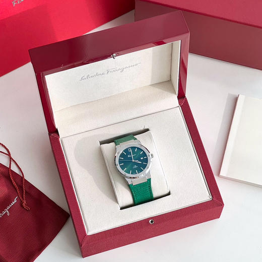 菲拉格慕F-80 Slim系列男表-蛇纹绿色 商品图1