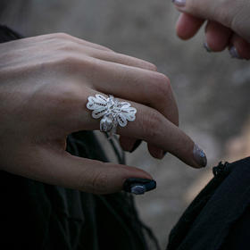 杨洪江老师非遗手工银饰同心结戒指（999足银）预售7天