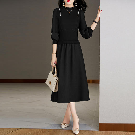LJY- XM113 2022年冬季时尚潮流新款气质毛衣中长款修身连衣裙 商品图2