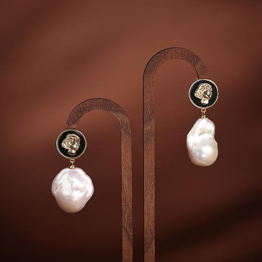 Manreya玛芮雅“法式恋曲”复古浪漫巴洛克珍珠耳环 商品图5