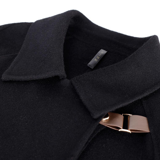 MH9M4斯尔丽瑟俪2022年冬上新商场同款简约利落一手长宽松系腰带大衣 商品图3