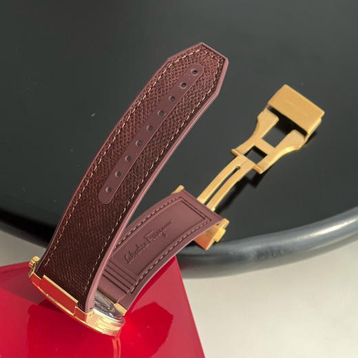 菲拉格慕F-80 Slim系列男表-蛇纹金棕色 商品图8