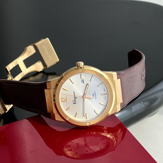 菲拉格慕F-80 Slim系列男表-蛇纹金棕色 商品图4