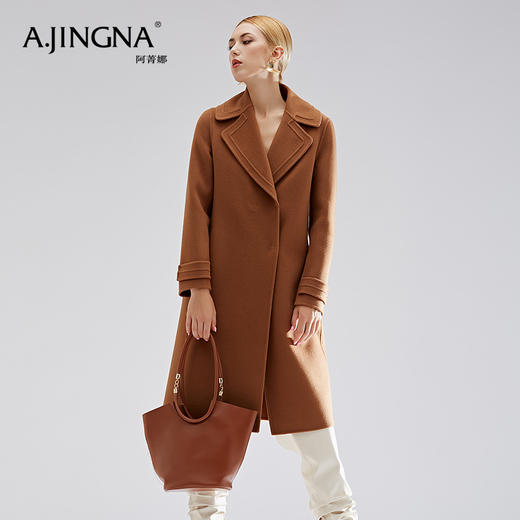 【特价款不退不换】阿菁娜秋冬新款简约浮雕感平驳大翻领羊毛羊绒混纺双面大衣金驼色A27D211012 商品图1