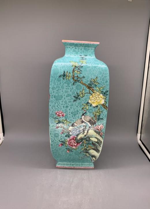 绿地扒花四季花鸟四方瓶 商品图0