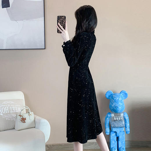 奢姿2024秋冬新款大码女装时尚气质法式连衣裙胖妹妹单排多扣裙子9923852325 商品图3