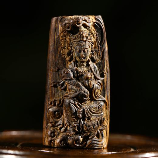 AN1021-12  白棋楠沉水 如意观音 9.90g 商品图0