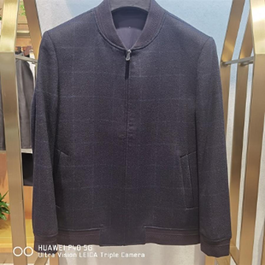 南4博士邦尼男士夹克，，面料成份：85%绵羊毛，8%山羊绒，7%桑蚕丝