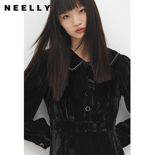 NEELLY纳俪商场同款黑色丝绒连衣裙女中长款收腰A字裙摆百搭时尚N22103Y01085 商品图1