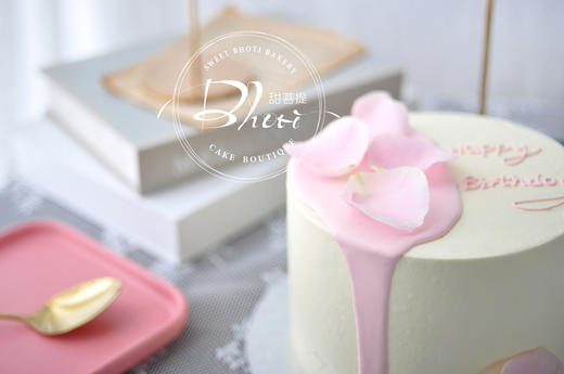 动物性淡奶油系列（花瓣）英国进口纯动物奶油生日蛋糕0160【加高款】 商品图1