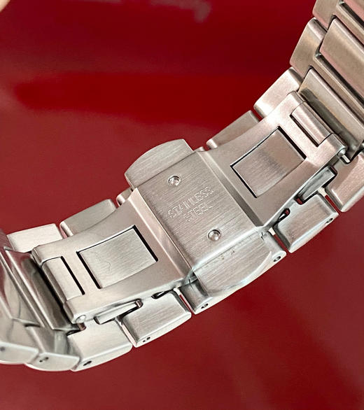 菲拉格慕F80 石英男表 商品图6