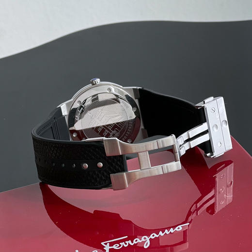 菲拉格慕F-80 Slim系列男表-蛇纹黑色 商品图7