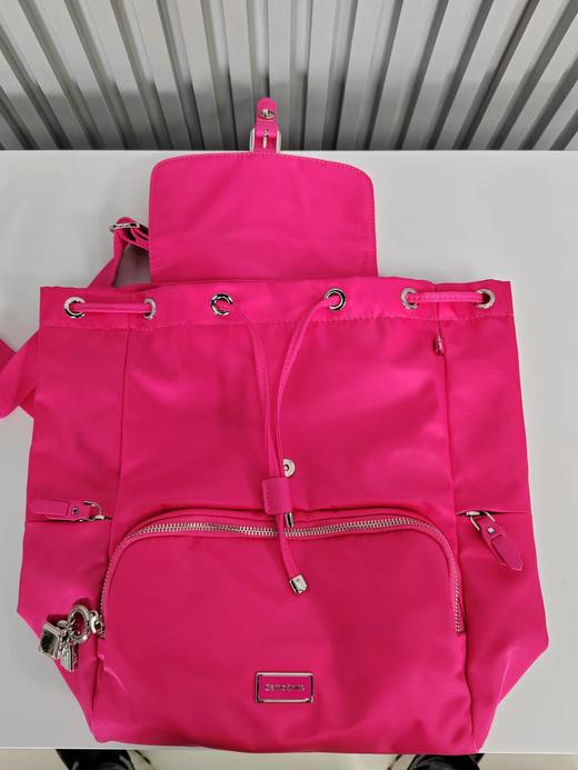 新秀丽时尚双肩女包KC5 商品图3