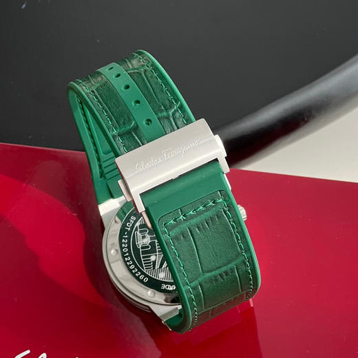 菲拉格慕 F-80 Slim系列男表-鳄鱼纹绿色 商品图8