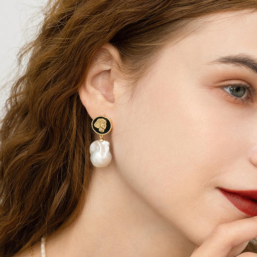 Manreya玛芮雅“法式恋曲”复古浪漫巴洛克珍珠耳环 商品图3