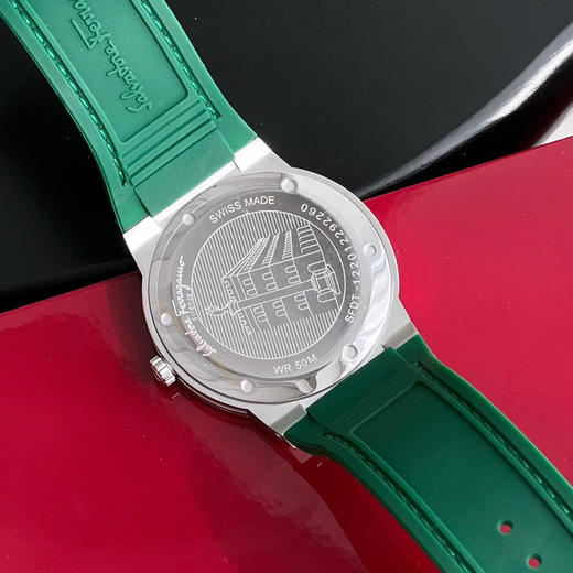 菲拉格慕 F-80 Slim系列男表-鳄鱼纹绿色 商品图7