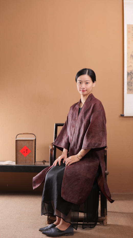 XYS-088四经绞罗滚边宽袖长外套 商品图3