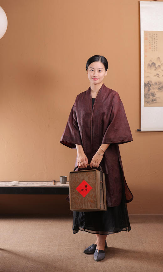 XYS-088四经绞罗滚边宽袖长外套 商品图0