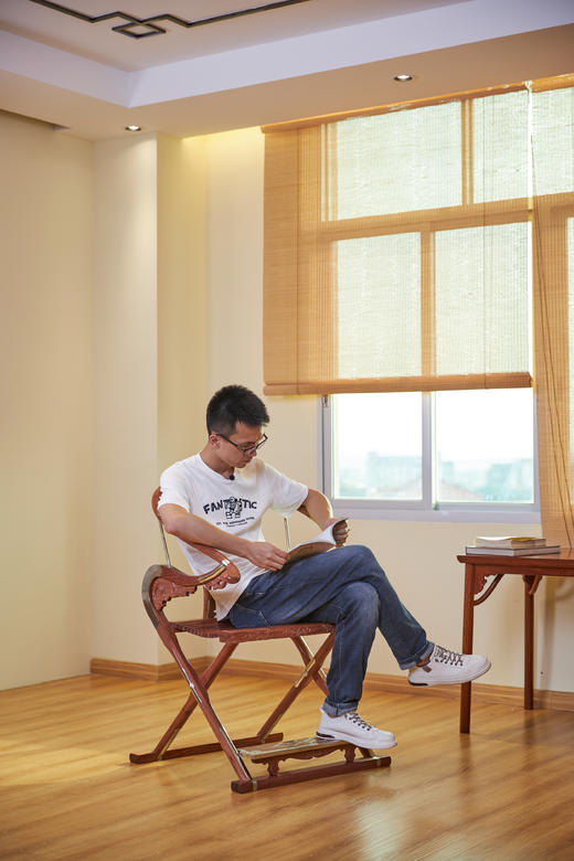 红桥红  家具严选  缅甸花梨(大果紫檀）  【木面 王款 麒麟纹交椅】 商品图3