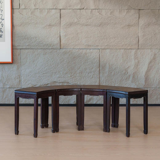 清 红木镶瘿木扇面形杌凳成堂（一堂四只） 商品图1