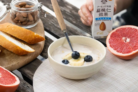 扁桃仁奶燕麦粥