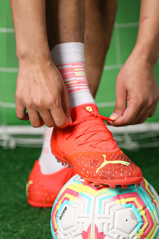 PUMA/彪马 FUTURE Z 1.4 MG高端FUTURE MG足球鞋10699103 商品图0