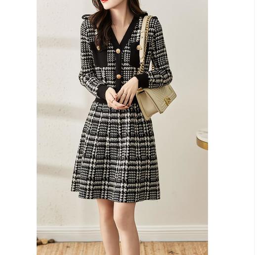新款时髦气质名媛收腰显瘦打底洋气小香风千鸟格针织连衣裙 商品图3
