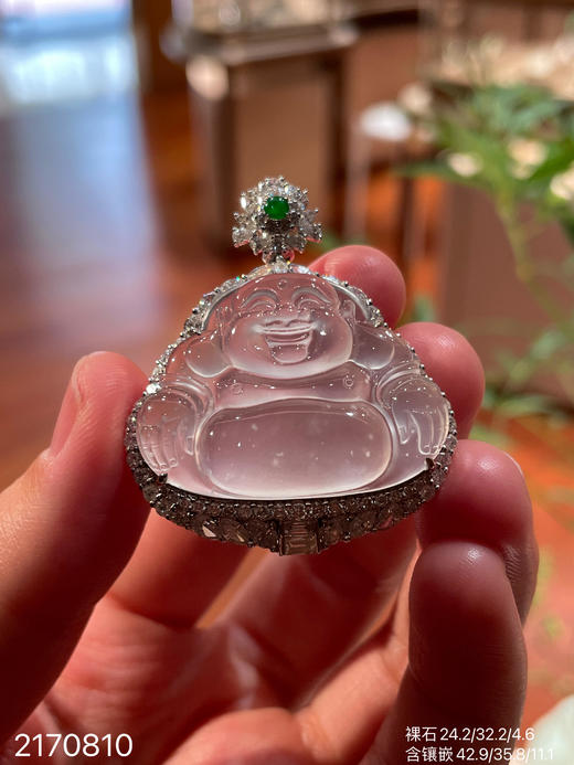 2170810，玻璃佛公吊坠。具体价格微信咨询 商品图2