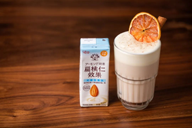 肉桂扁桃仁奶盖红茶