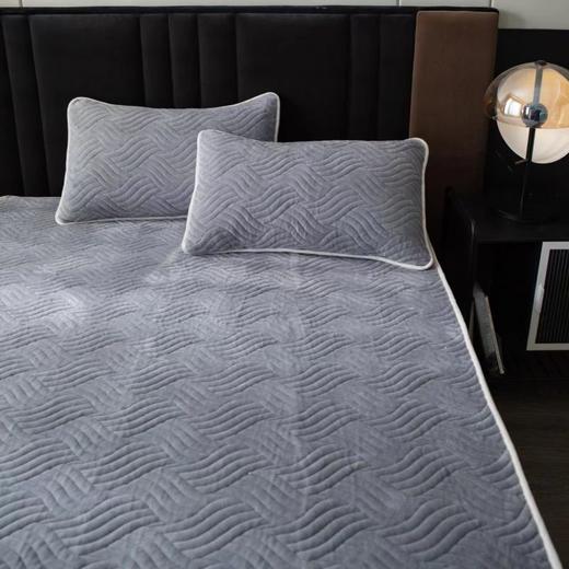 【蓝迪丝】自发热牛奶绒乳胶床垫3件套床笠款 商品图4