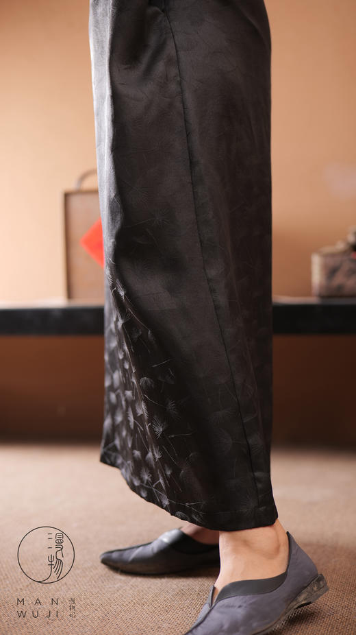 漫物记提花缎香云纱圆领短袖简约连衣裙XYS-089 商品图5