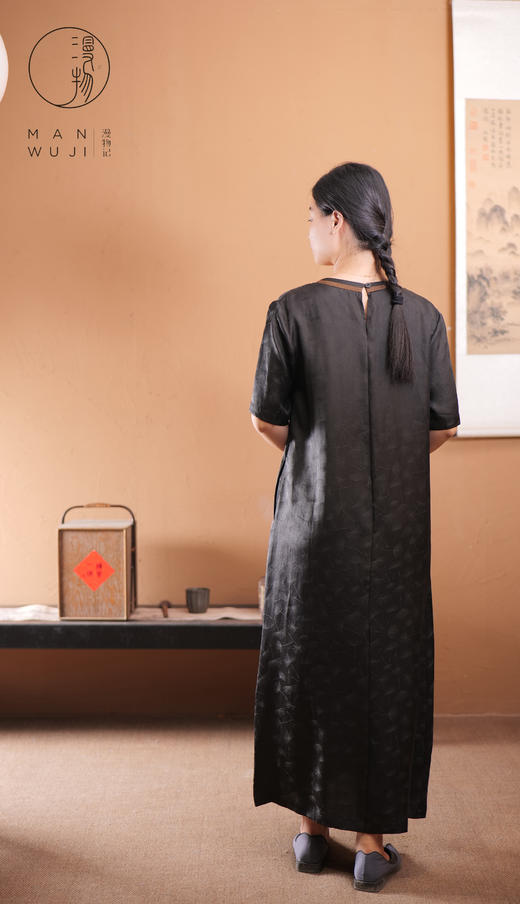 漫物记提花缎香云纱圆领短袖简约连衣裙XYS-089 商品图2