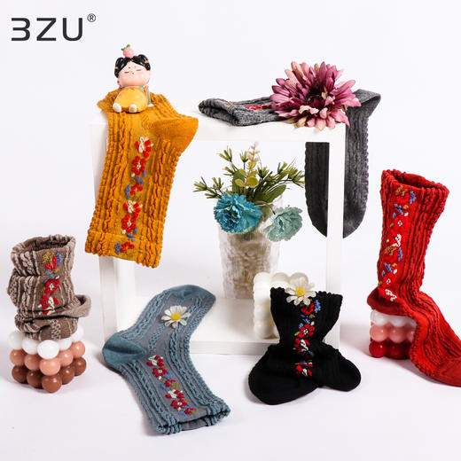 【任选6双99.5】足装秀秋冬女士春季长筒丝光羊毛保暖反织立体提花长邦女袜 商品图1