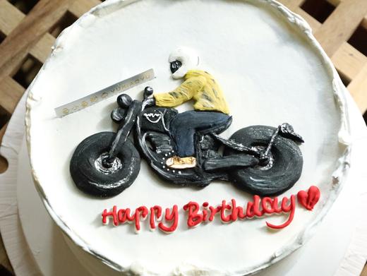 手绘机车蛋糕 商品图2