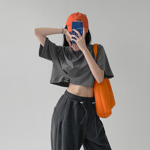 2022夏季新款短袖T恤女宽松显瘦露脐短款上衣服女 韩国女装 商品图0