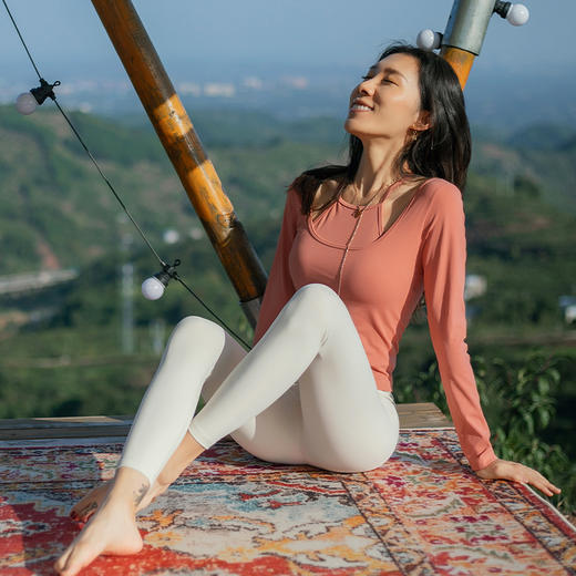 【裸感】假两件长袖修身运动上衣【带胸垫】 商品图3