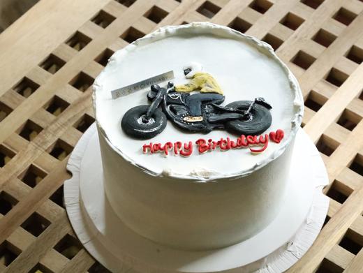 手绘机车蛋糕 商品图1