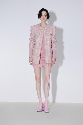 宽肩圆领小香风直身外套