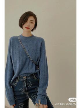 3楼阿玛施AMASS服饰蓝色羊绒毛衣