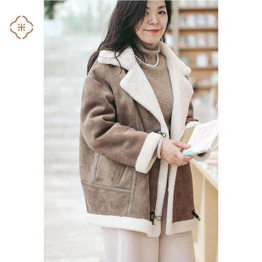 米马成衣 轻便的复合皮毛一体外套 给不胜重负的同学吧 商品图0